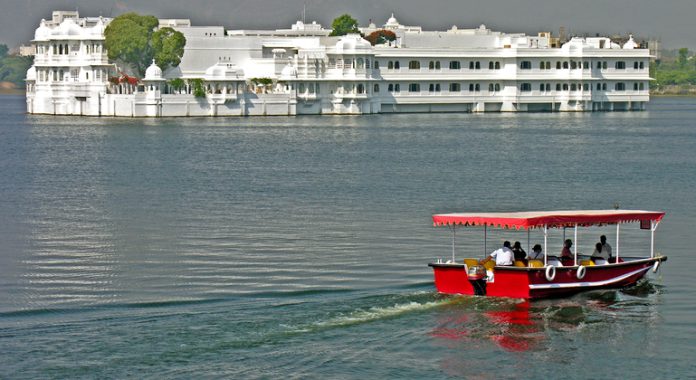 Book Tempo Traveller in Udaipur